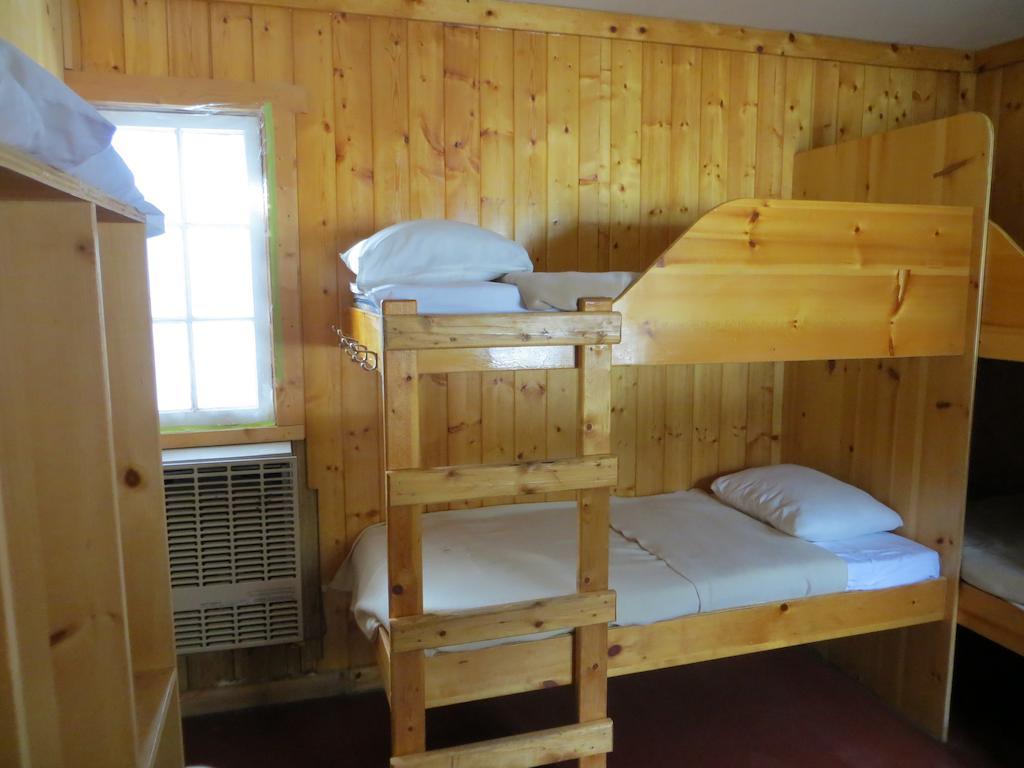 Hi Rampart Creek - Hostel Saskatchewan River Crossing Ruang foto